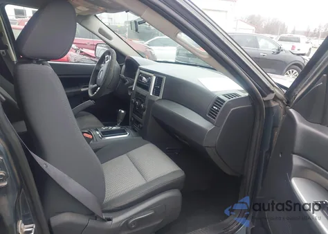 2008 Jeep Grand Cherokee Laredo z USA, uszkodzony, nr VIN 1J8GS48KX8C186767